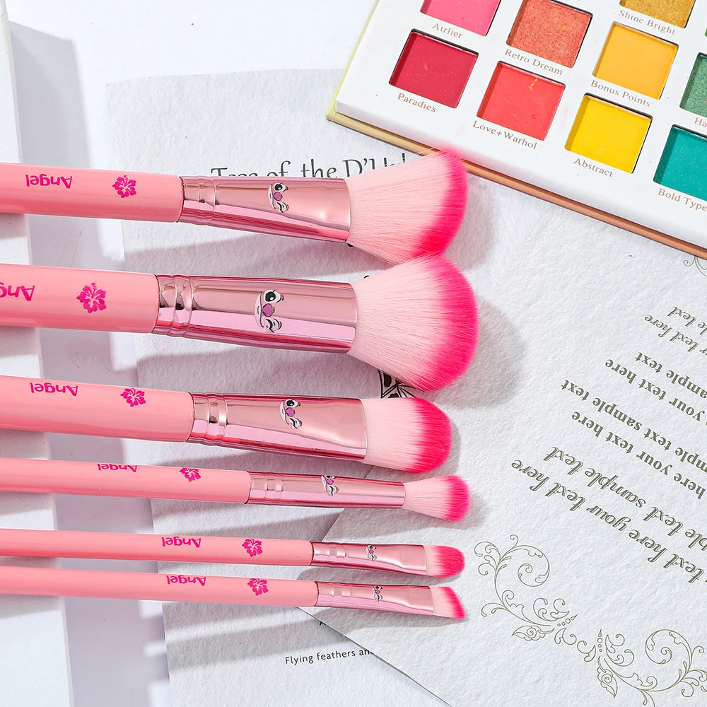 6pcs pink cartoon cute Stitch makeup brush set, wooden makeup brush eye shadow brush, gift box packaging.